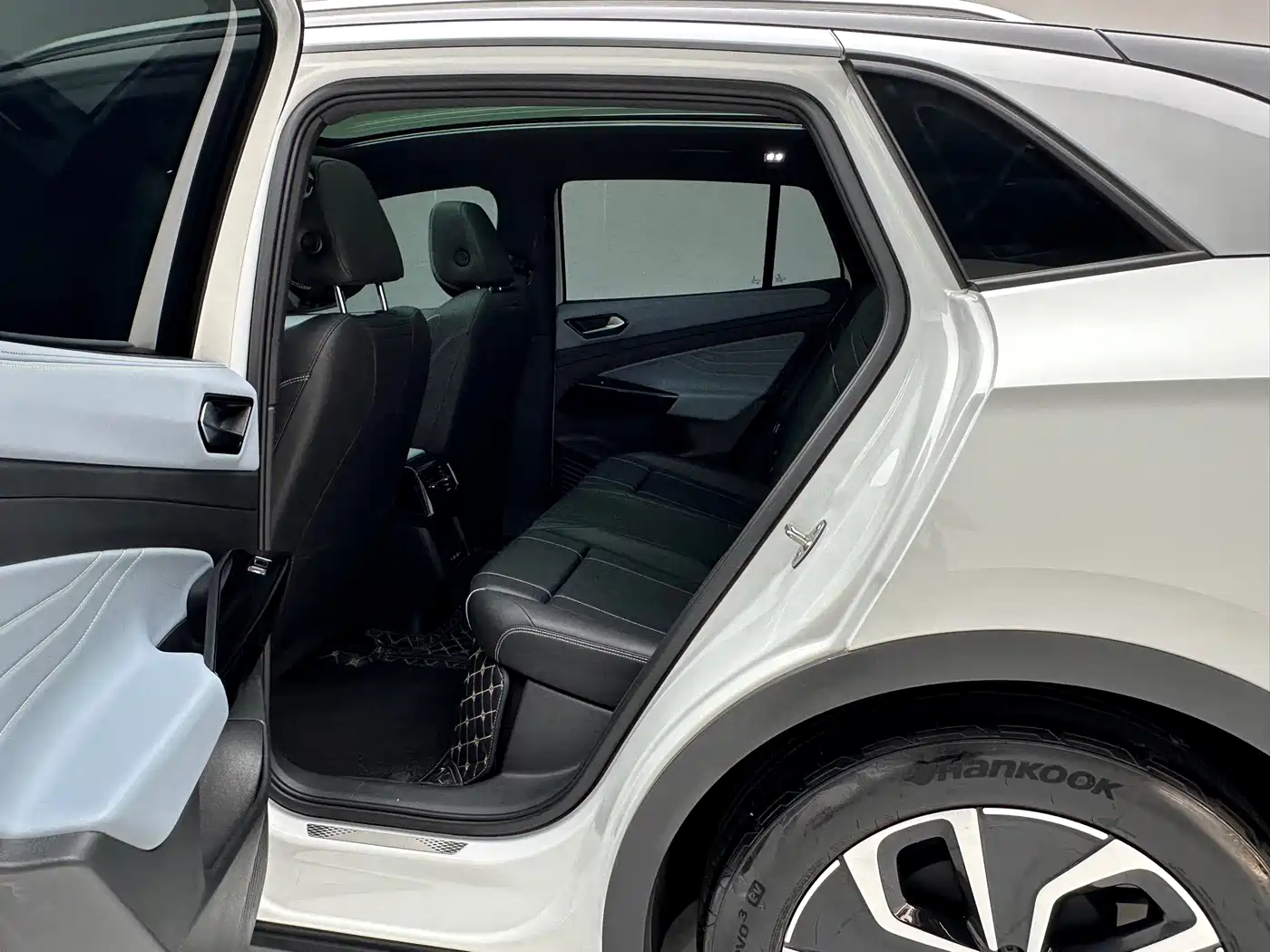 Volkswagen ID.4 X 2024 Pure Intelligent Edition фото 8