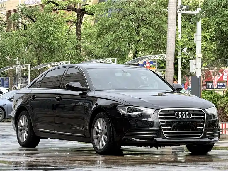 Audi A6L 2014 30 FSI Comfort фото 3