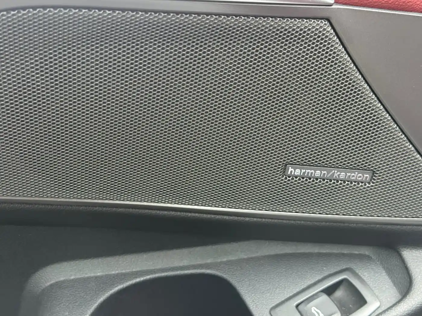 BMW 3 Series 2024 325Li M Sport Shadowline Package фото 30