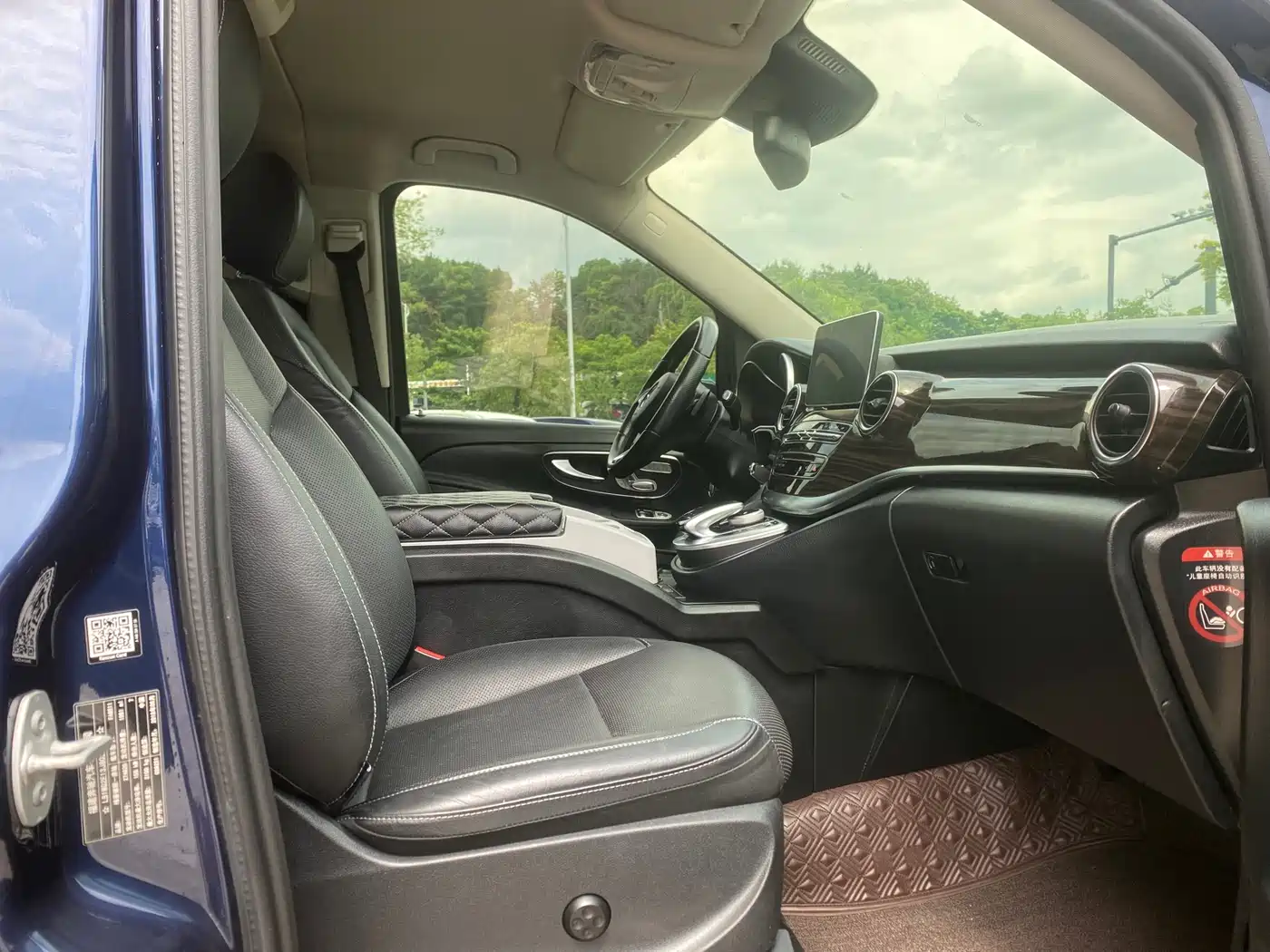 Mercedes-Benz V-Class 2018 V 260 Premium Edition China V фото 5