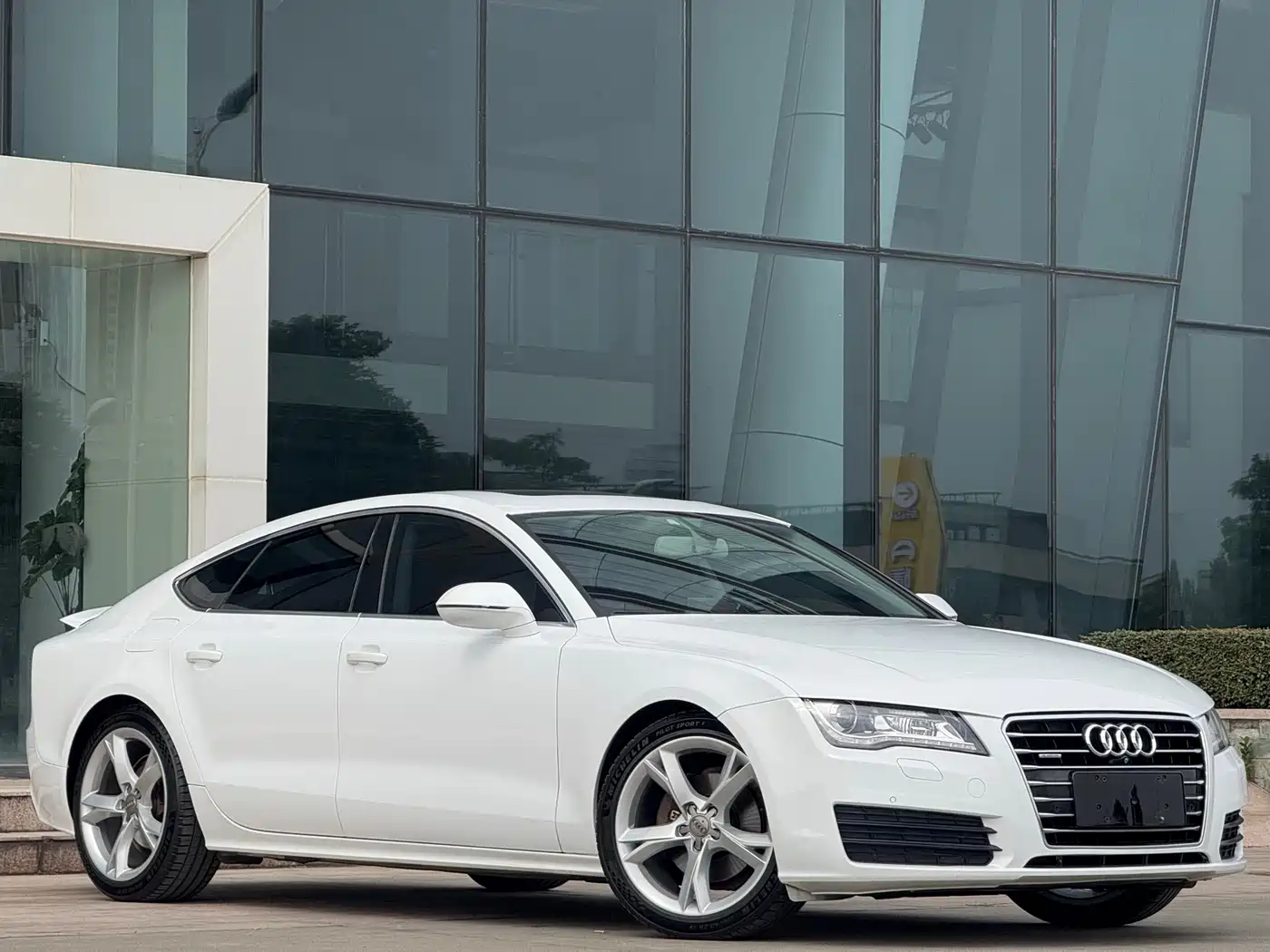 Audi A7 2014 35 FSI quattro Technology Edition фото 3
