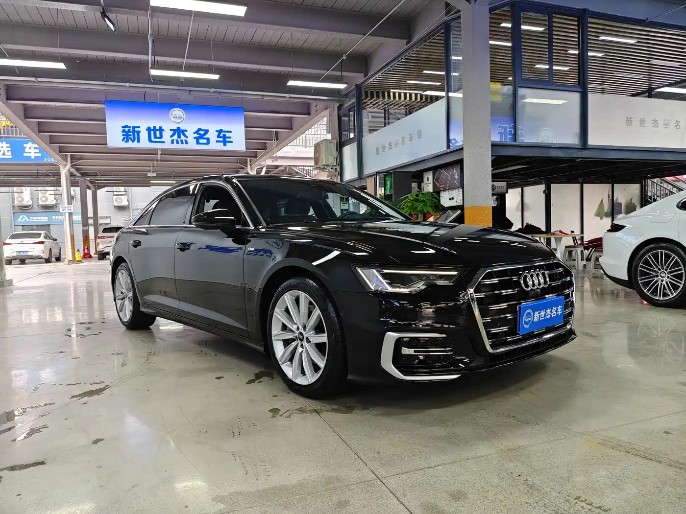 Audi A6L 2023 Facelift 45 TFSI Premium Dynamic фото 3
