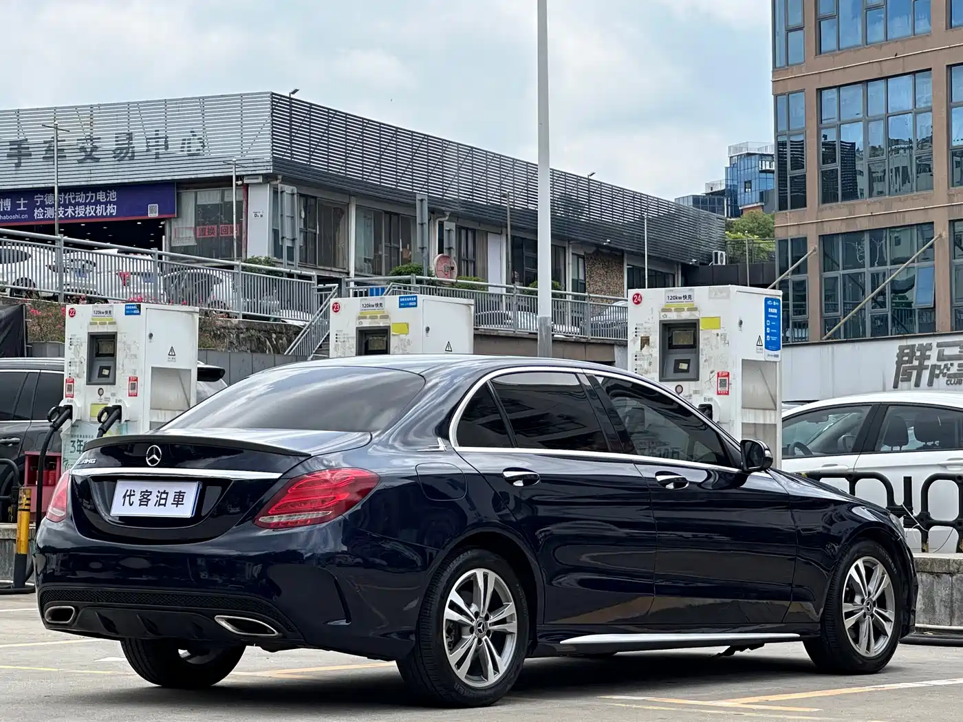 Mercedes-Benz C-Class 2018 C 200 L Sport Edition фото 8