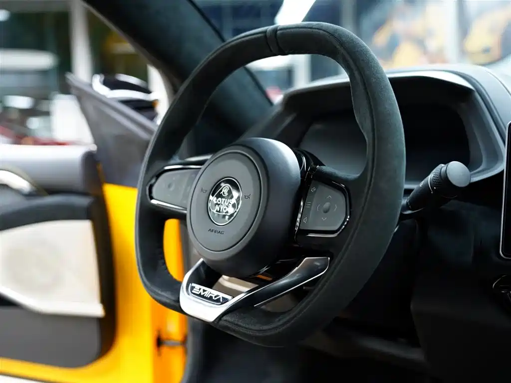 Lotus Cars EMIRA 2022 3.5T V6 Manual First Edition фото 43