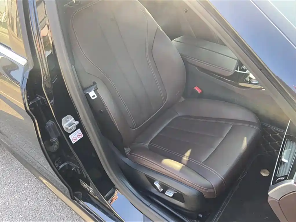 BMW 5 Series 2020 525Li M Sport Package фото 16