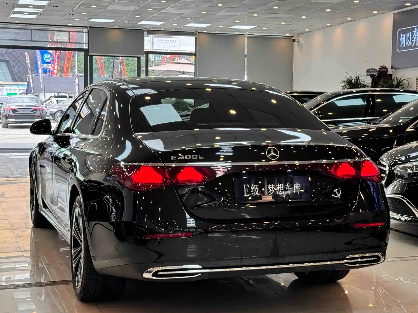 Mercedes-Benz E-Class 2025 E 300 L Luxury фото 19