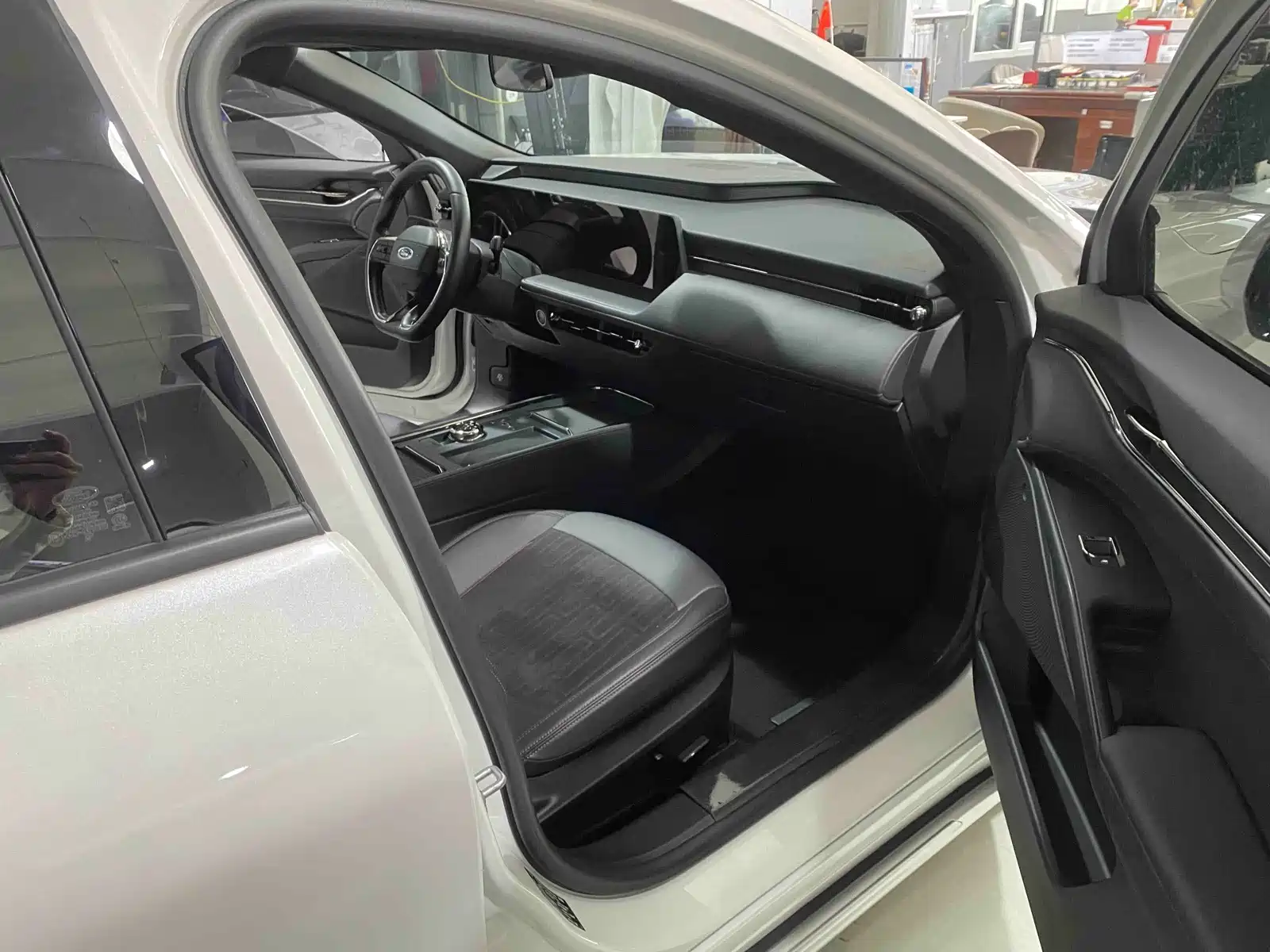 Фото 7 - Ford Mondeo