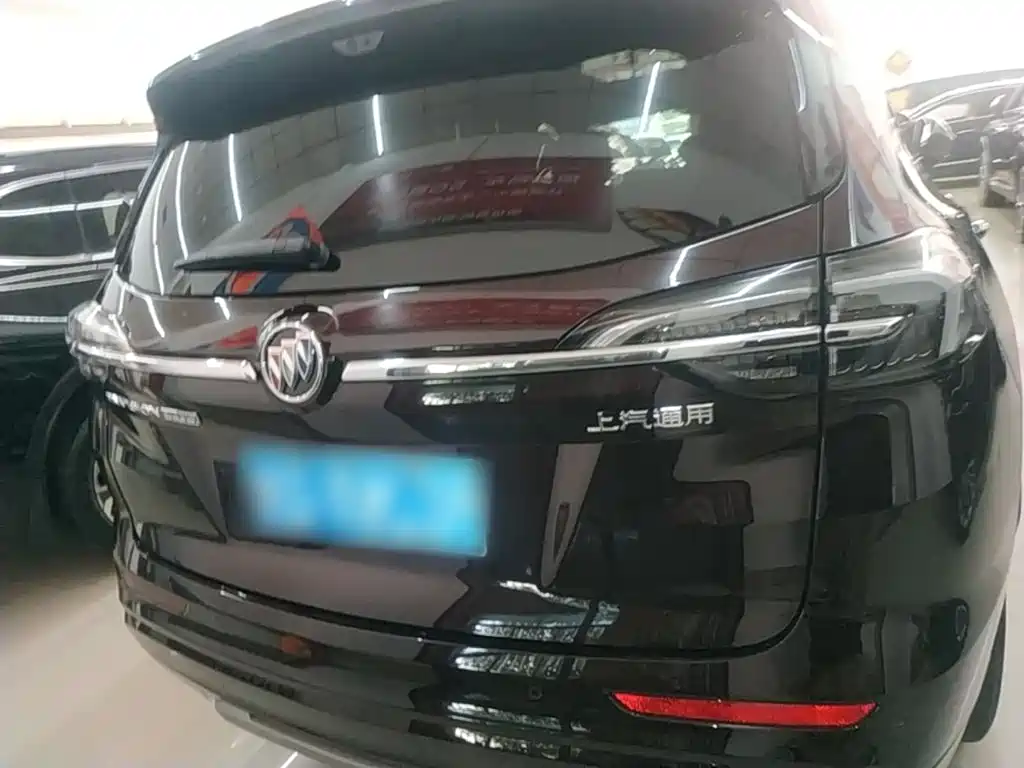 Buick Envision Plus 2023 2022 Envision Plus Avenir 7-Seater