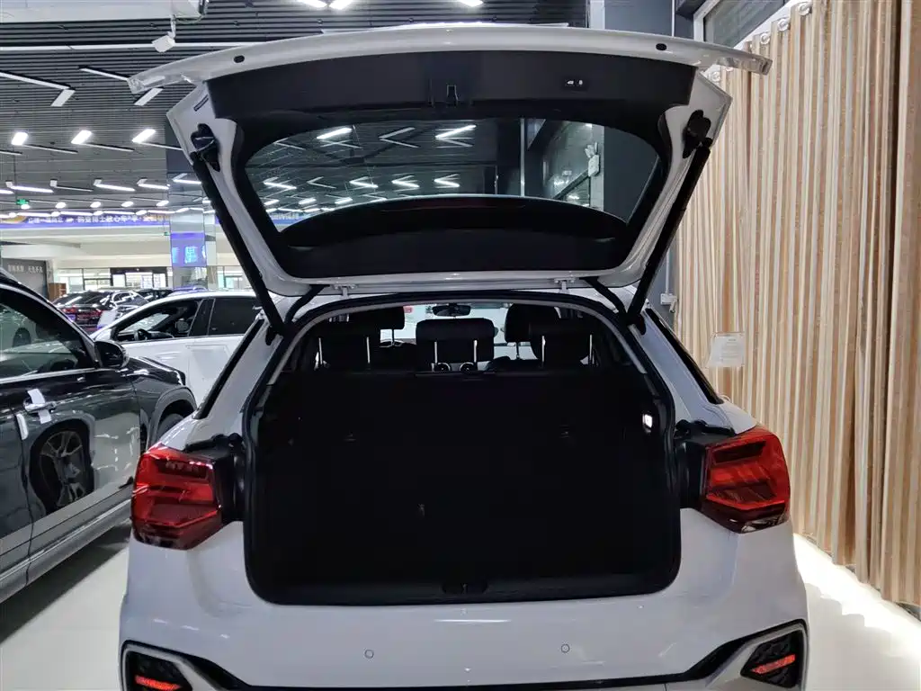Audi Q2L 2022 35 TFSI Fashion Dynamic фото 19