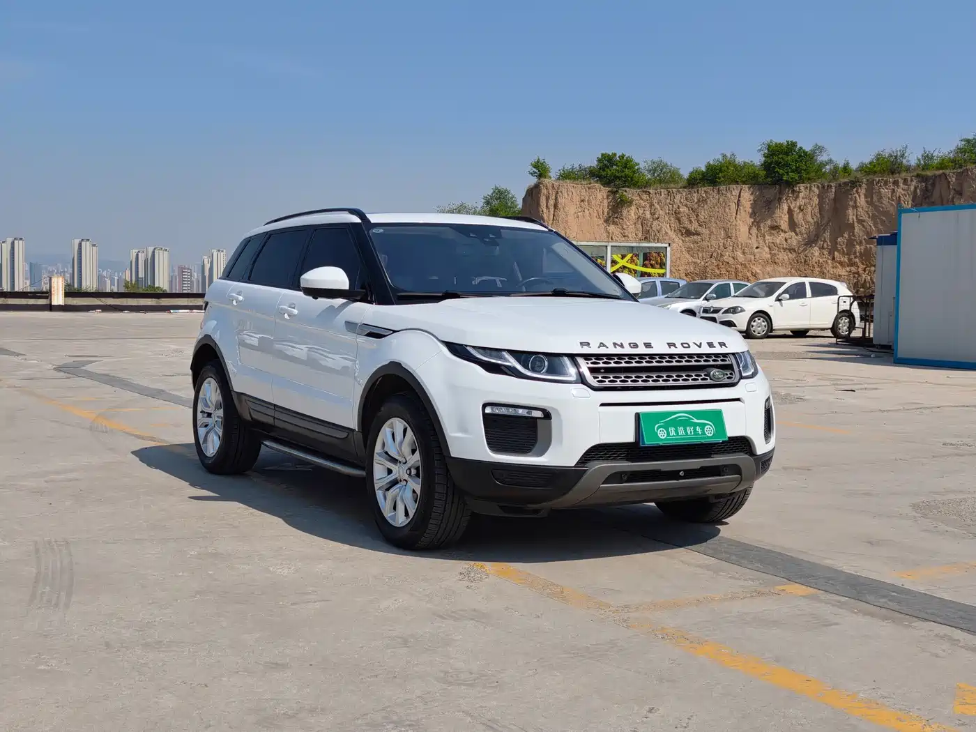 Land Rover Range Rover Evoque 2016 2.0T PURE Style фото 3