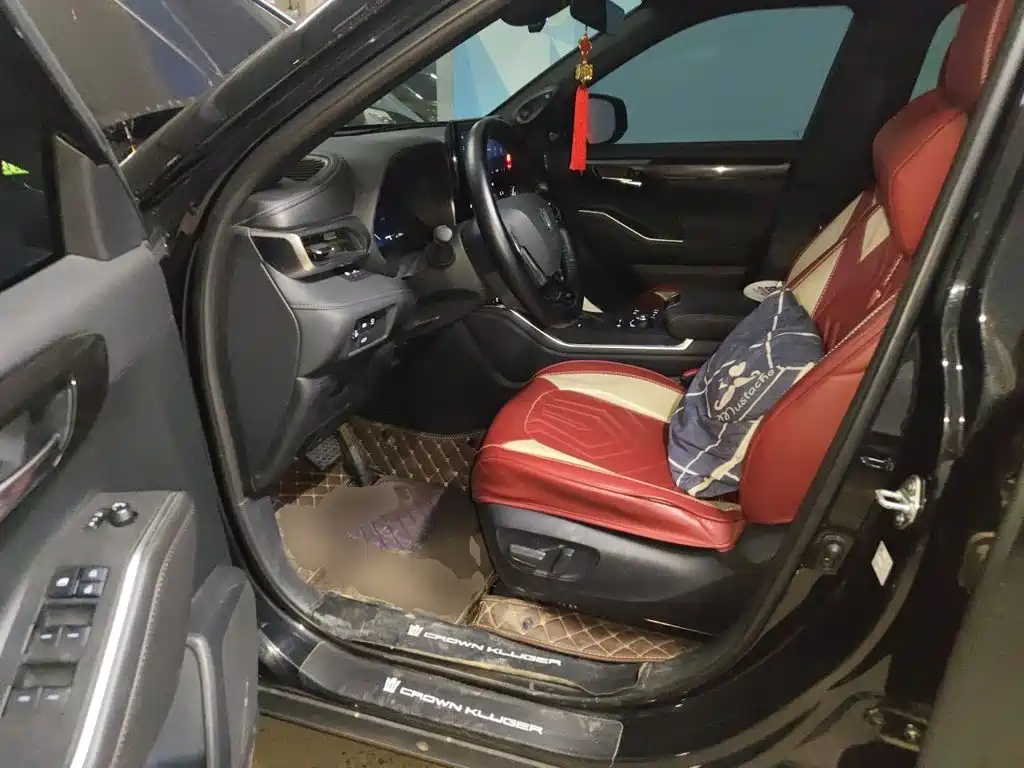 Toyota Crown Kluger 2024 2022 2.0T 4WD Sporty Edition