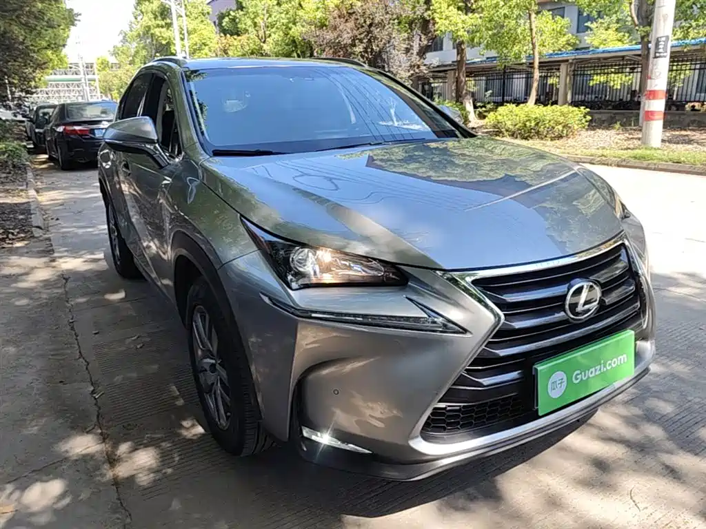 Lexus NX 2015 200t AWD F Sport фото 4