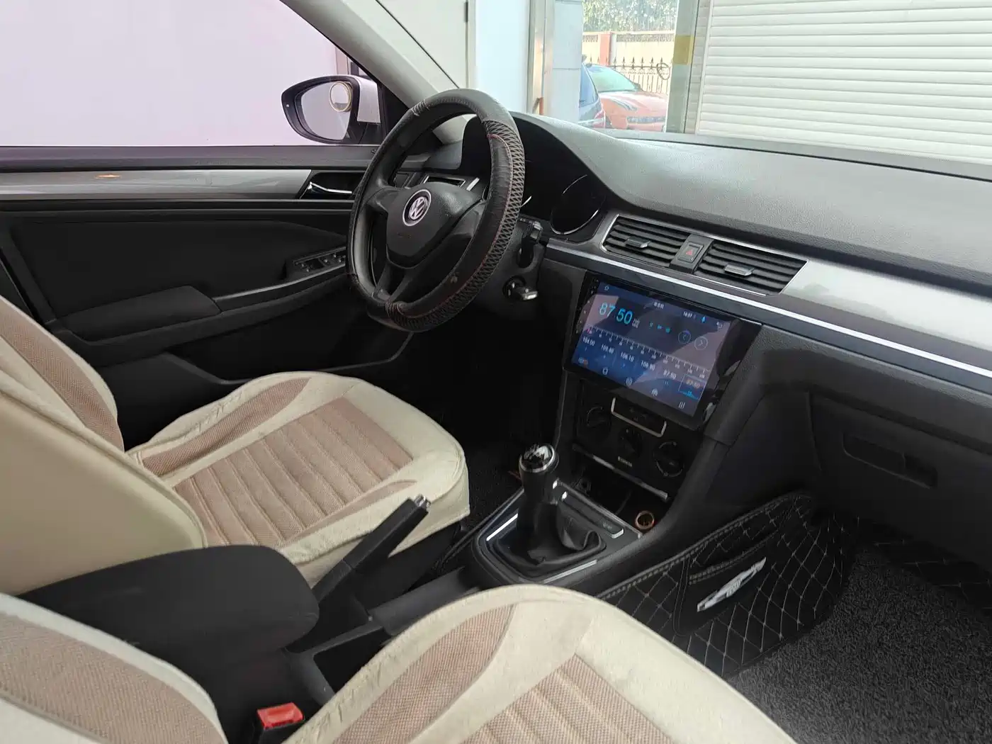 Volkswagen Bora 2018 1.5L Manual Fashion фото 14