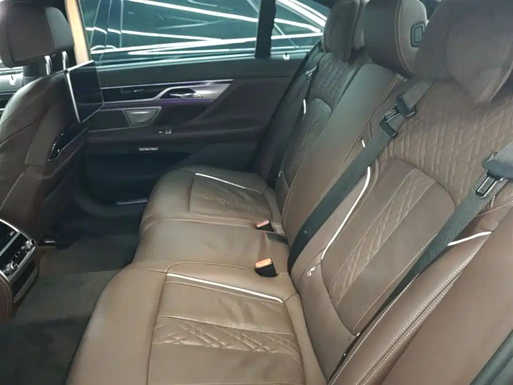 BMW 7 Series 2018 730Li Premium Type M Sport Package фото 17