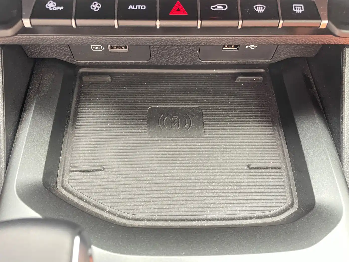 Geely Haoyue L 2025 2024 2.0T DCT Flagship