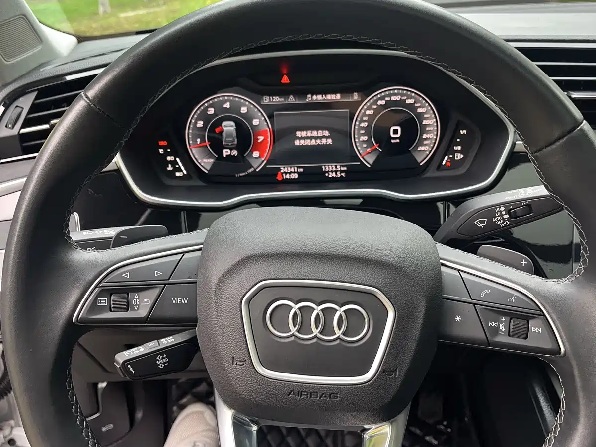 Audi Q3 2023 35 TFSI Fashion Dynamic (1.4T) фото 8
