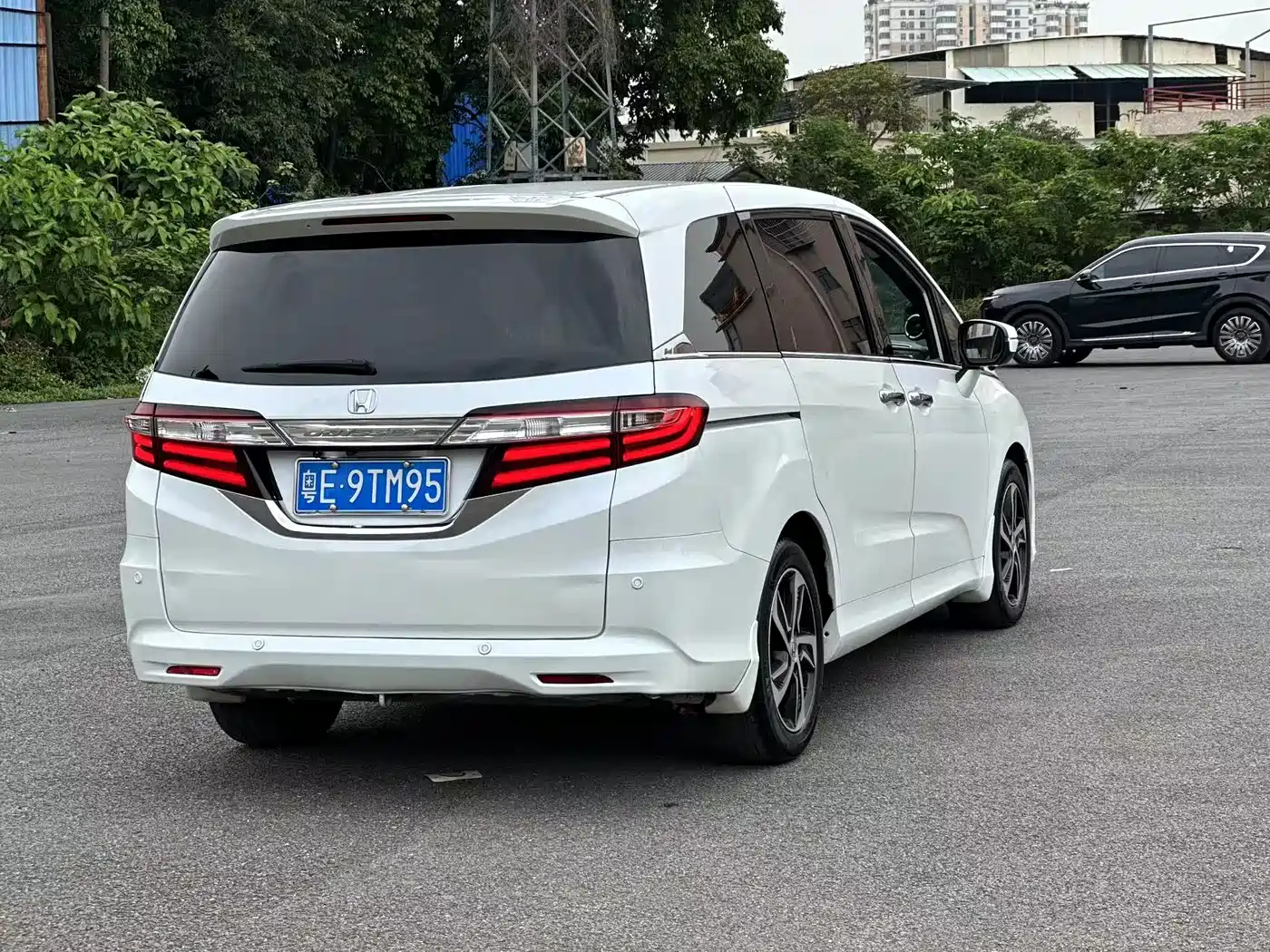 Photo 14 - Honda Odyssey