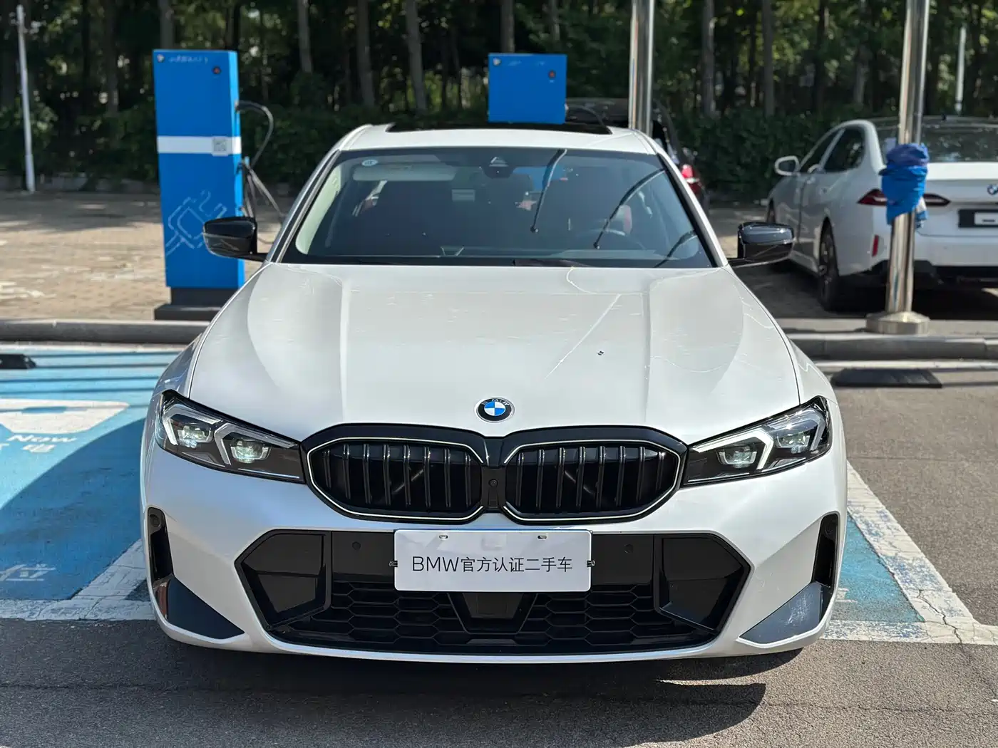 BMW 3 Series 2025 330Li M Sport Night Edition фото 2