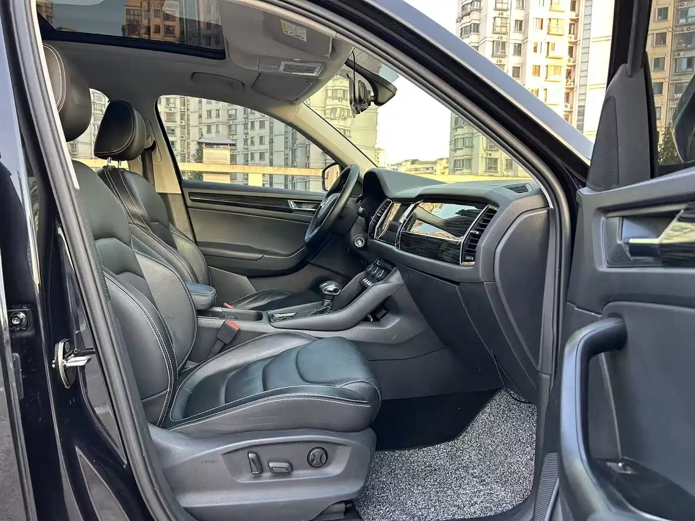 Škoda Kodiaq 2018 TSI330 7-seat FWD Luxury Premium фото 4