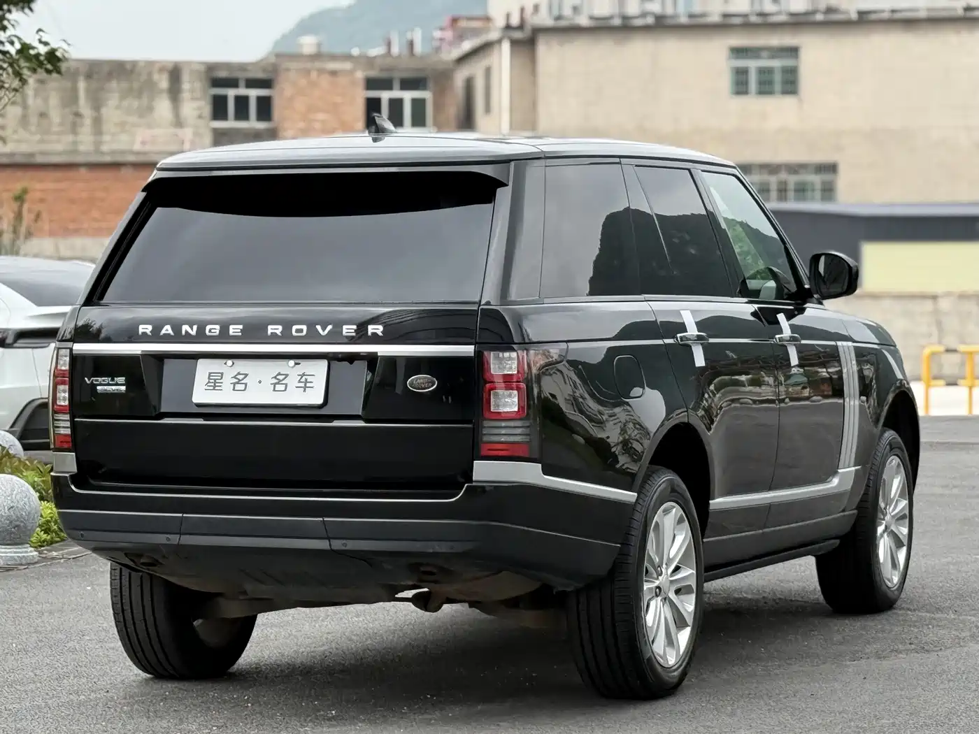 Land Rover Range Rover 2017 3.0 SC V6 Vogue фото 17