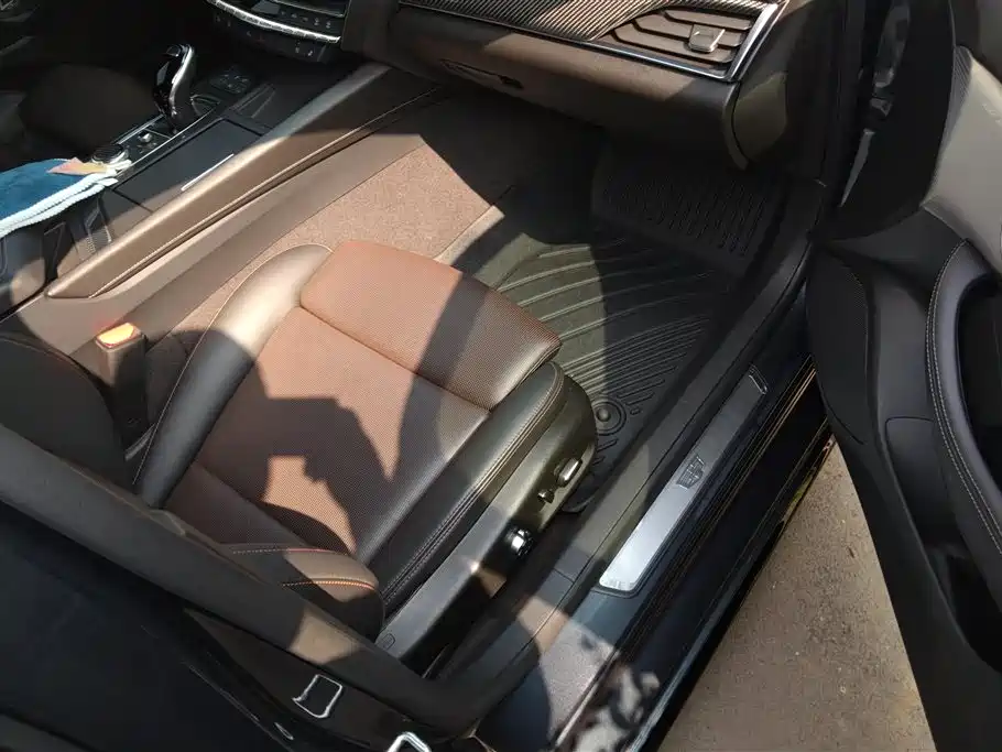 Cadillac CT5 2021 28T Leading Sport фото 8