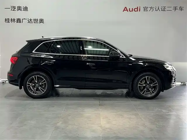 Audi Q5L 2018 40 TFSI Prestige Fashion (China V) — фото 3