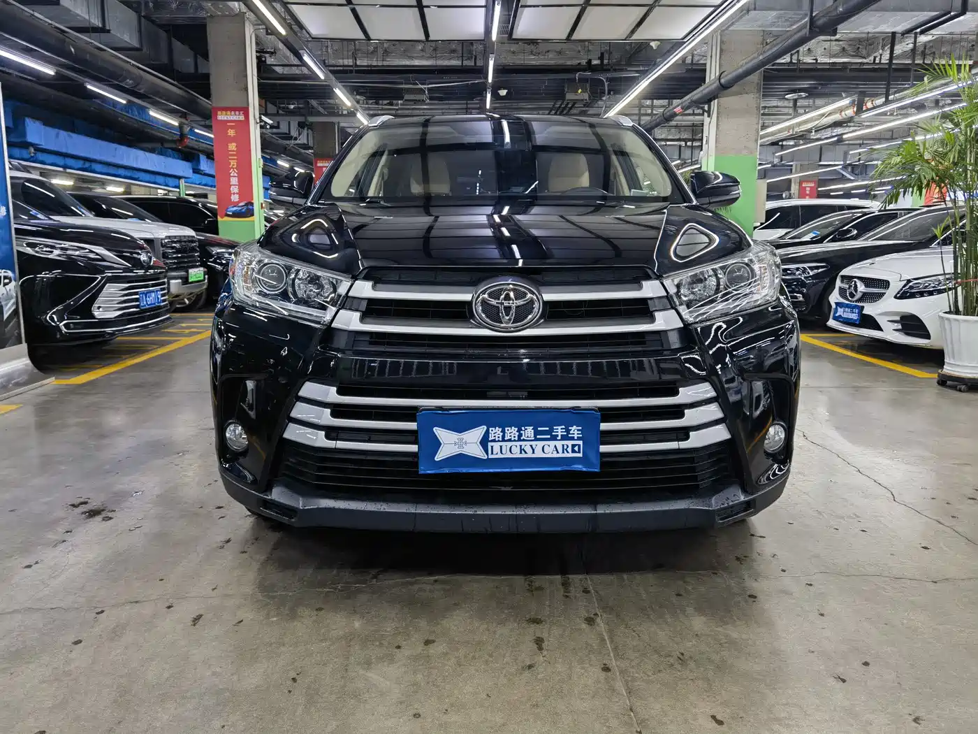 Toyota Highlander 2018 2.0T 4WD Elite 7-seater (China V) фото 2