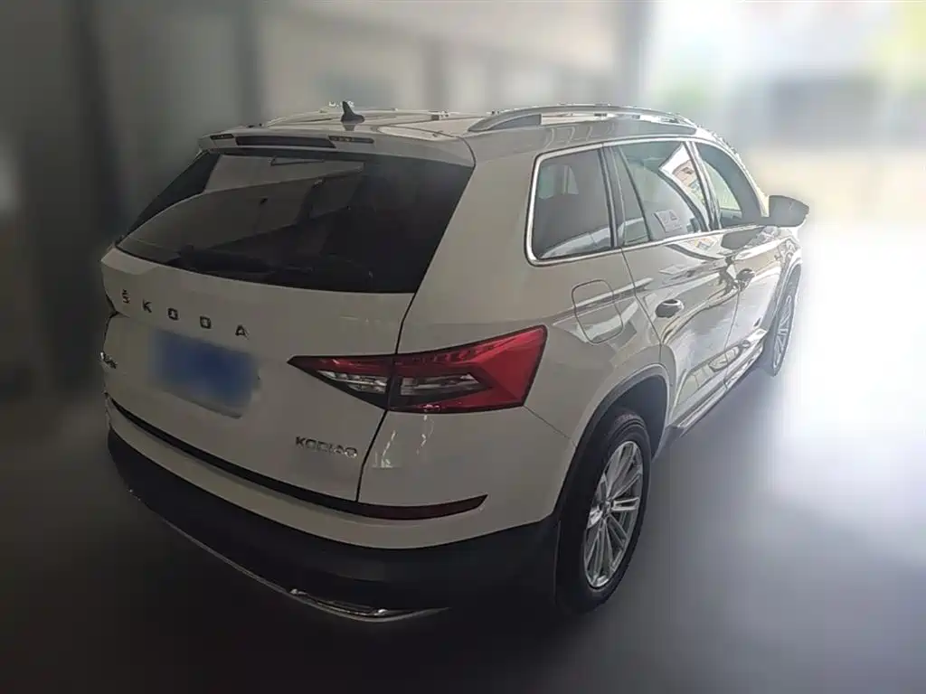 Škoda Kodiaq 2019 Facelift TSI330 5-Seater 2WD Luxury Premium Edition China VI фото 12