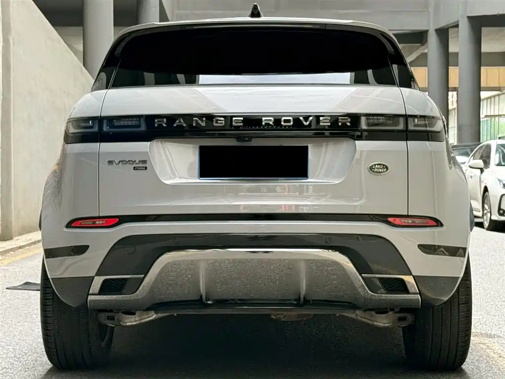 Land Rover Range Rover Evoque 2022 Facelift Range Rover Evoque L 249PS R-Dynamic Luxury фото 4