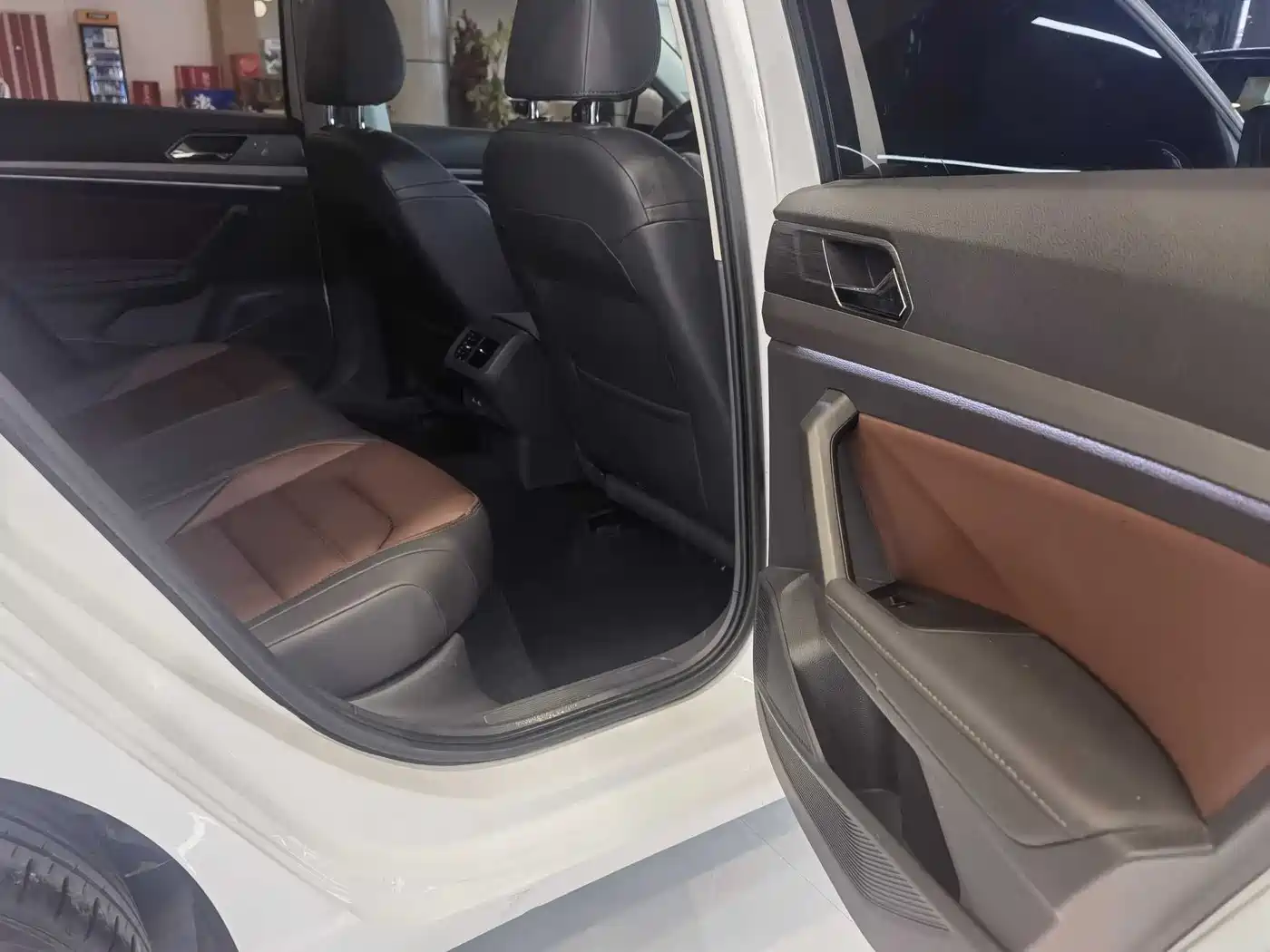 Volkswagen Lavida 2019 280TSI DSG Luxury Edition China VI фото 13