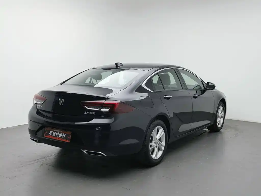 Фото 2 - Buick Regal