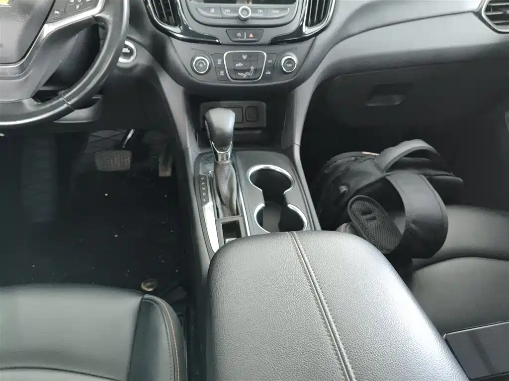 Chevrolet Equinox 2022 535T Galloping Edition фото 11