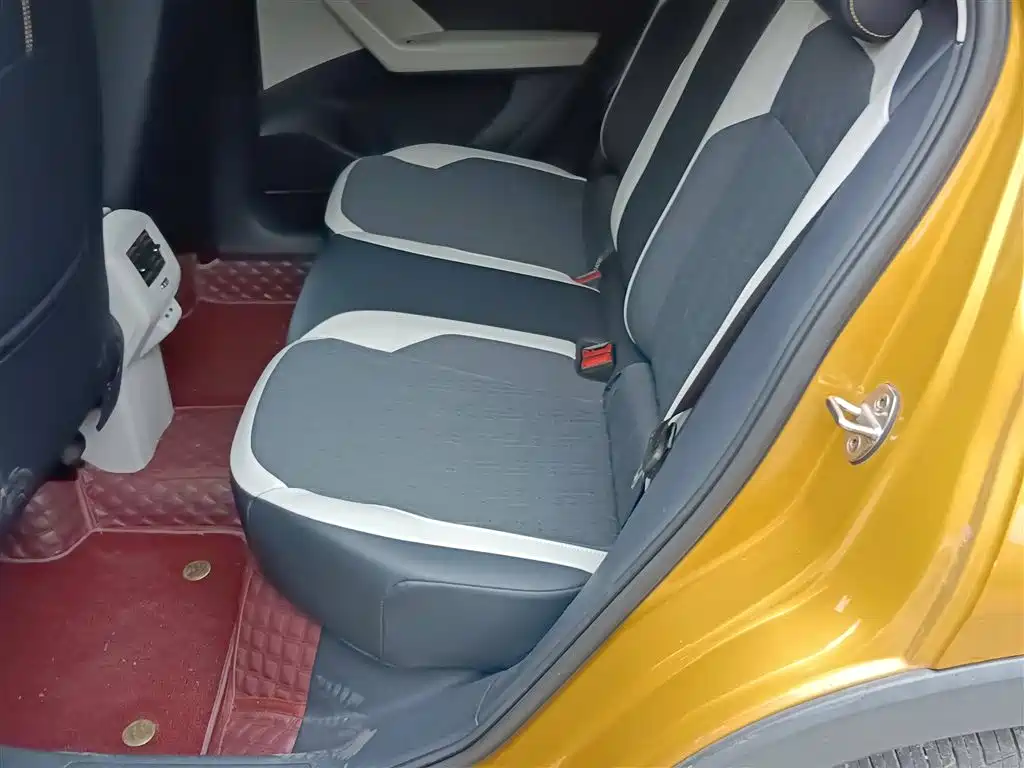 Volkswagen T-Cross 2019 1.5L Automatic Comfort Edition фото 13