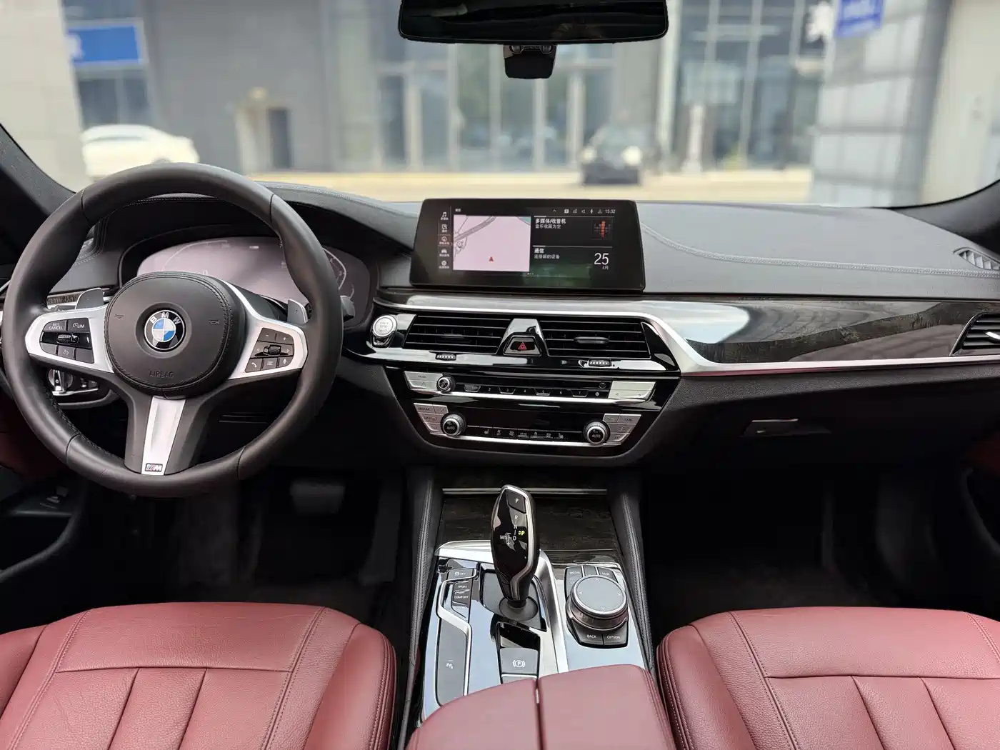 BMW 5 Series 2020 530Li Leading M Sport Package фото 8