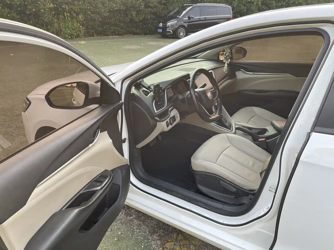Buick Excelle 2018 15T Dual Clutch Elite (China V) фото 10