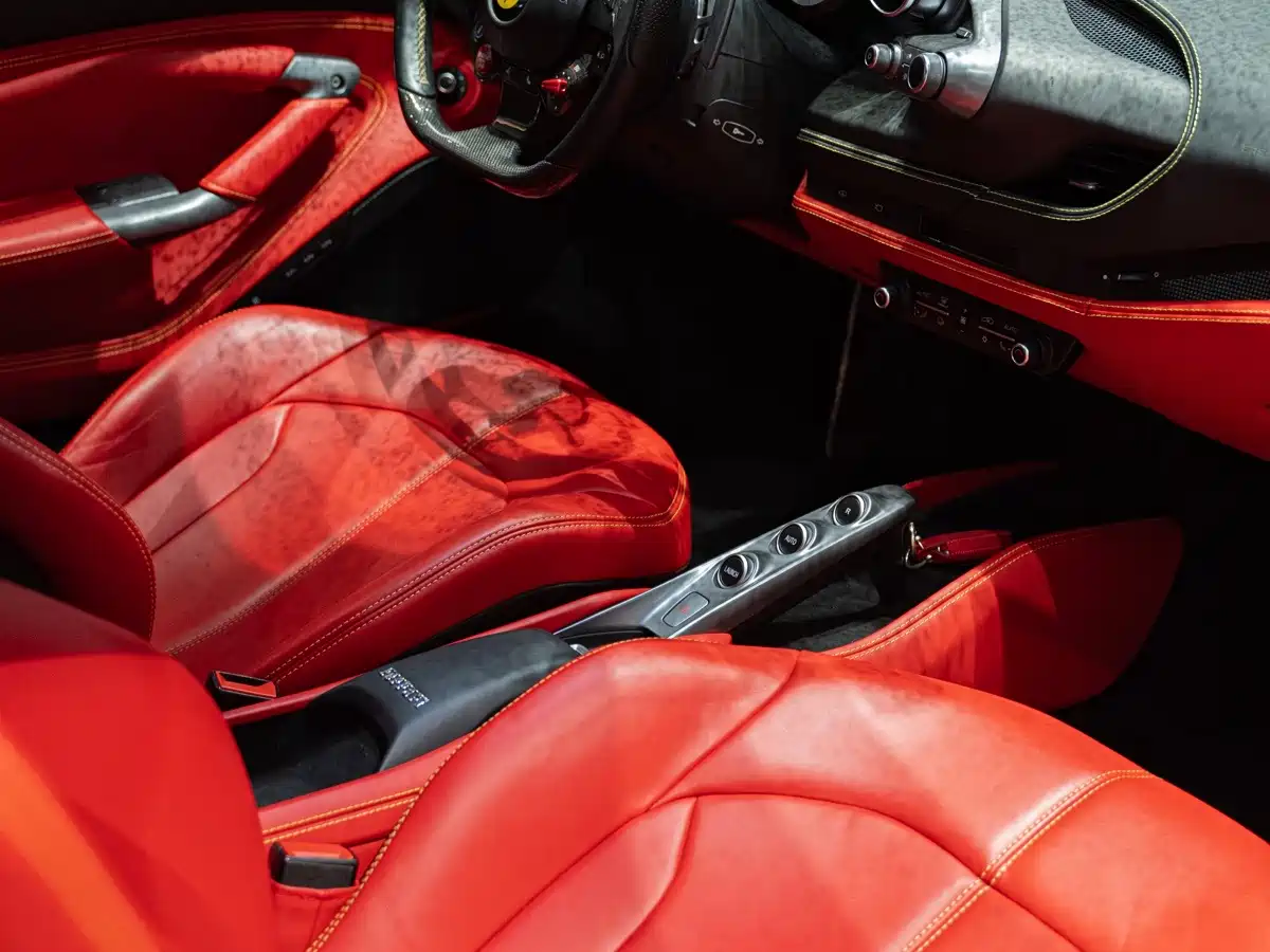 Ferrari F8 2020 2019 Tributo 3.9T V8