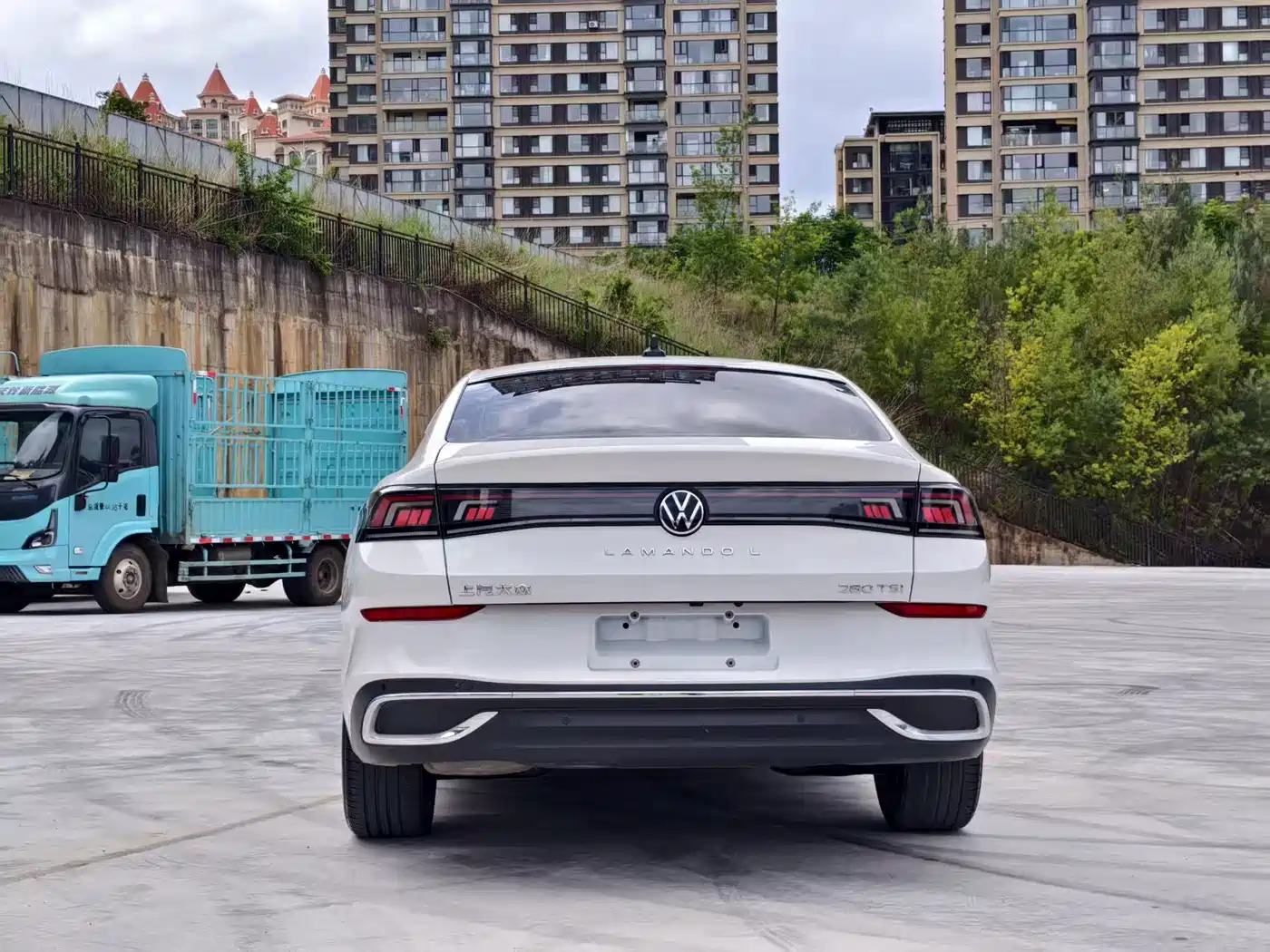 Volkswagen Lamando 2023 Lamando L 280TSI DSG Glamour Edition фото 16