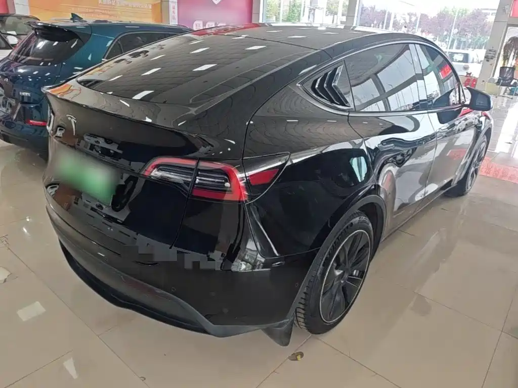 Фото 7 - Tesla Model Y