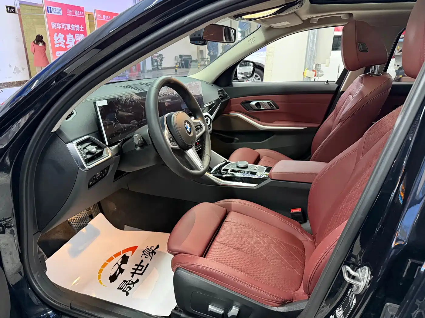 BMW 3 Series 2023 320Li M Sport Package фото 8