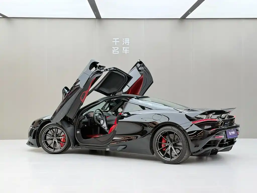 صورة 14 - McLaren 720S