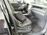 صورة 25 - Hongqi HS7 PHEV