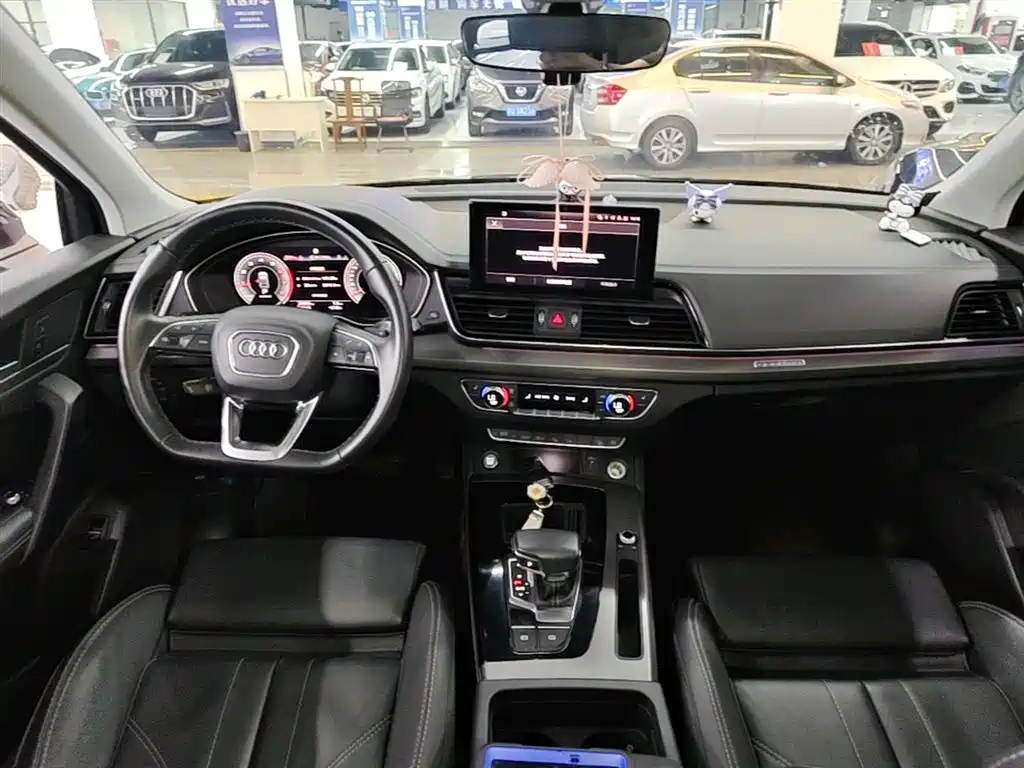 Audi Q5L 2022 Facelift 40T Luxury Dynamic фото 10