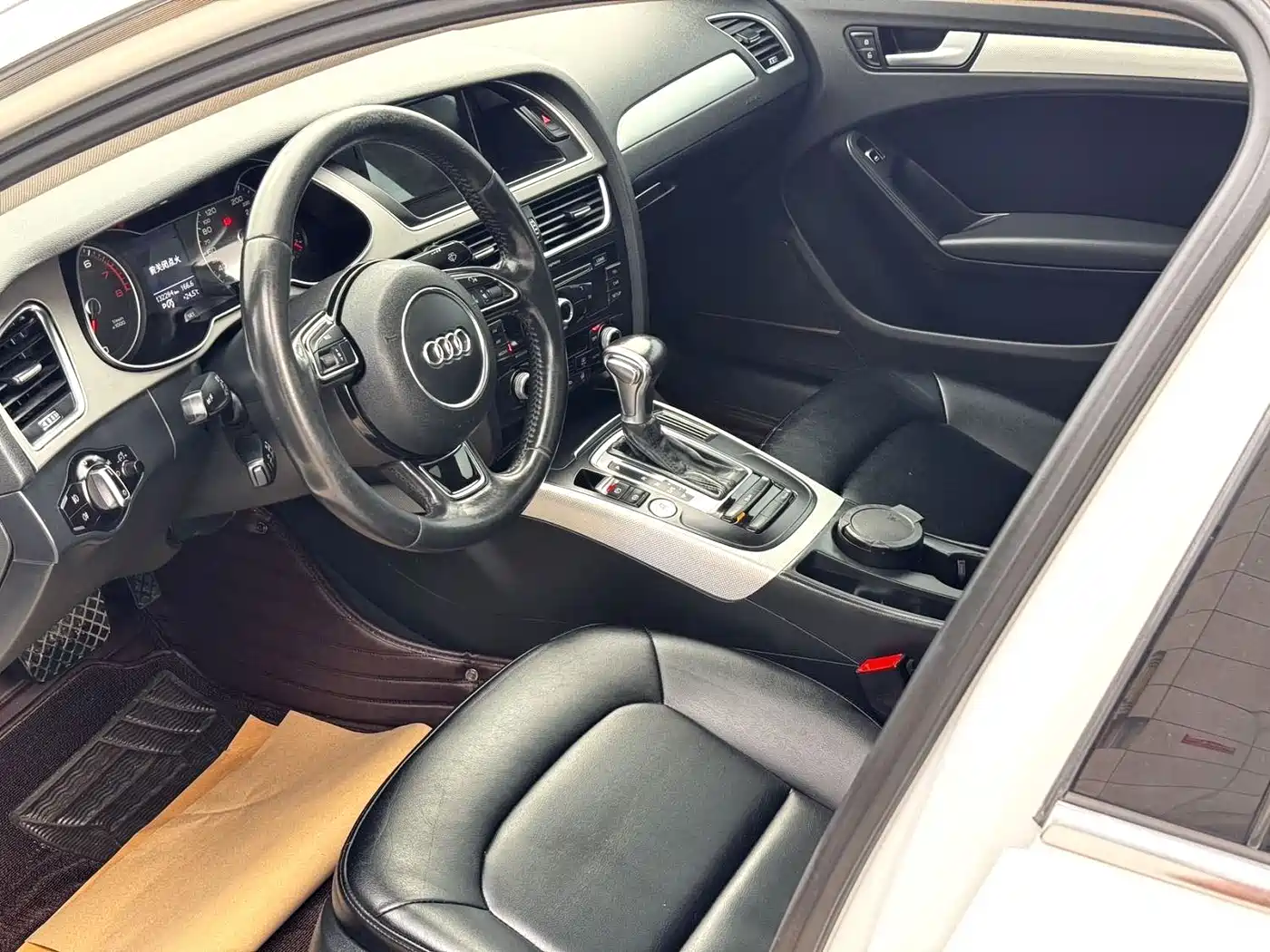 Audi A4L 2016 35 TFSI Collector's Edition Automatic Standard фото 9