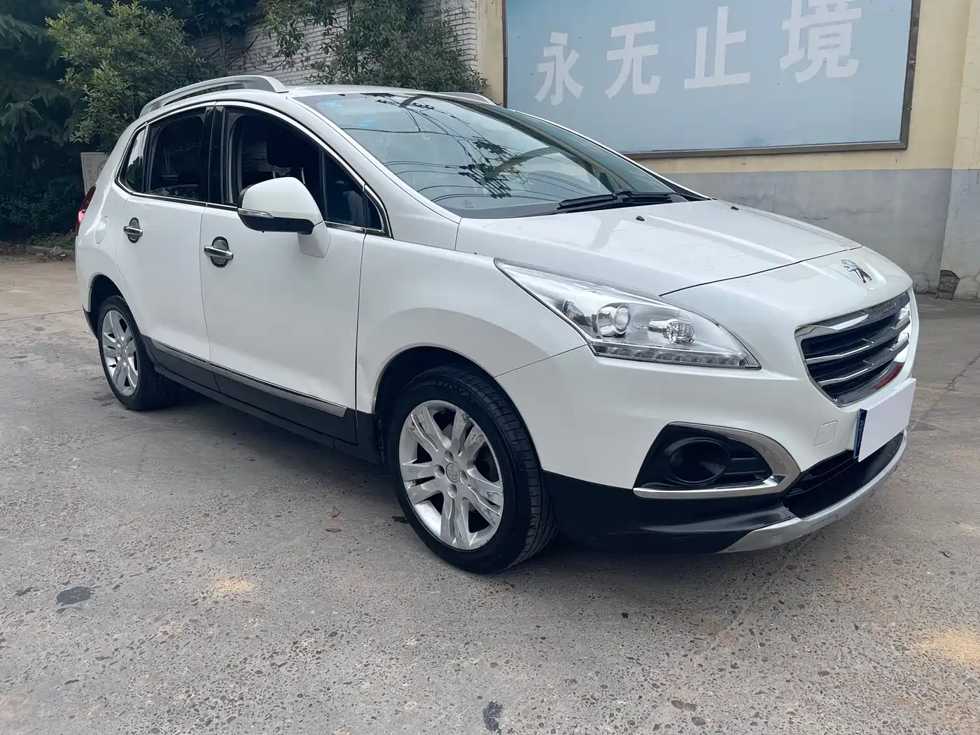 Peugeot 3008 2015 1.6THP Automatic Classic Edition фото 3