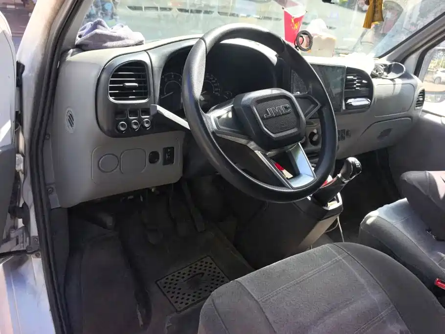 Jiangling Tesun 2021 2019 2.8T Commercial Smart Automatic Short Wheelbase Medium Roof 6-Seater China VI JX493