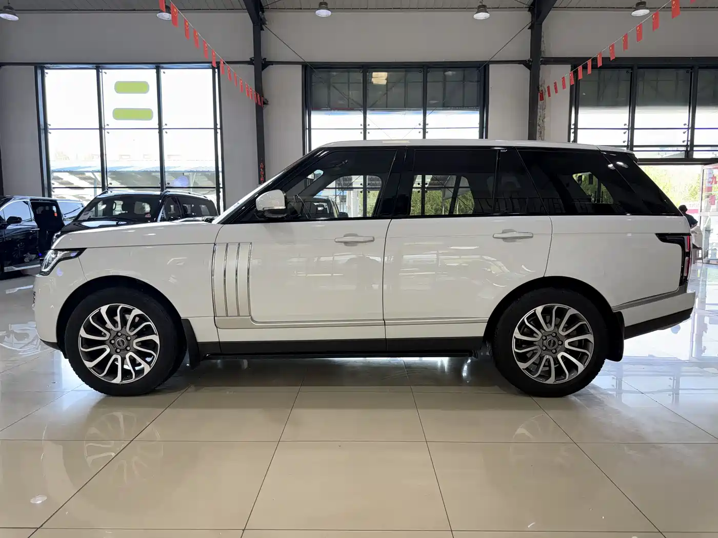 Land Rover Range Rover 2015 3.0 SC V6 Vogue фото 12