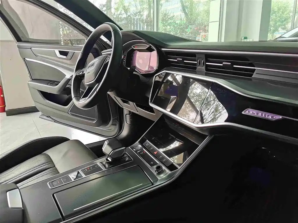 Audi A6L 2020 40 TFSI Luxury Dynamic фото 9
