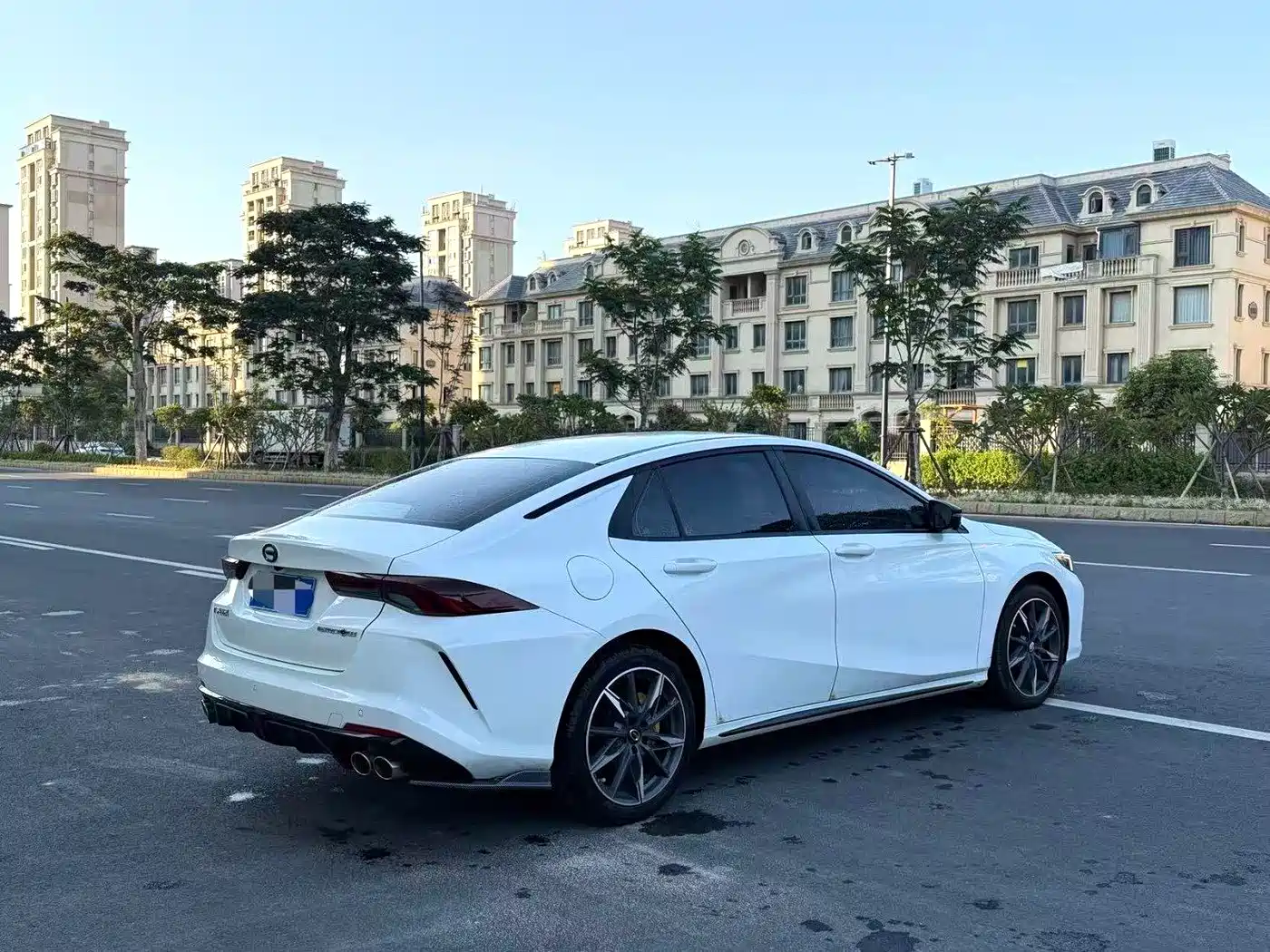 GAC Trumpchi Trumpchi Emkoo 2023 270T DCT J16 Edition фото 9