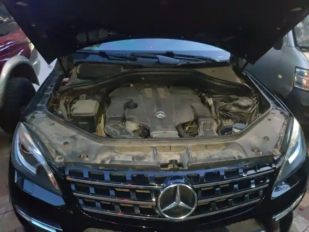 Mercedes-Benz M-Class 2015 ML 320 4MATIC фото 11