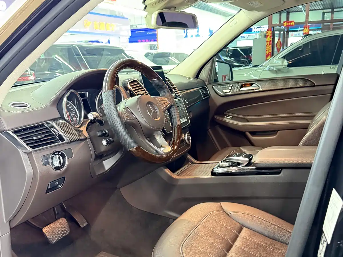 Mercedes-Benz GLS 2018 Facelift GLS 320 4MATIC фото 8